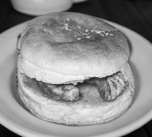 Momo Burger Or Moger