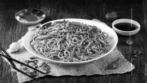 Veg Chilli Garlic Noodles 