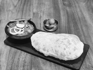 Chole Bhature Combo