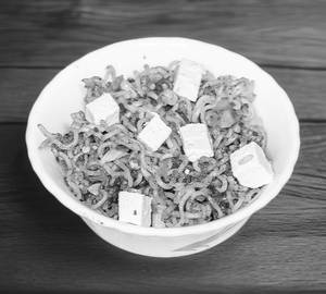 Corn And Paneer Fried Maggi