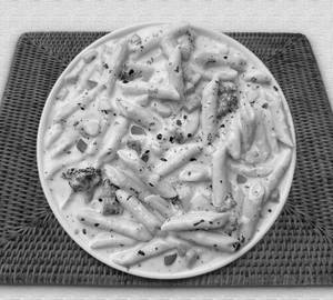 White sauce pasta