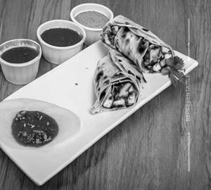 Paneer Mushroom Roll
