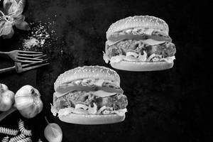 2 Spicy Chicken Burger