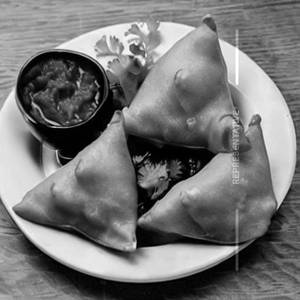 Single Chola Samosa