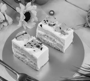 Rasmalai Pastry (1 Pcs)