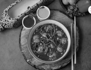 Veg Manchurian Gravy 4 Pieces |500 Ml Box|