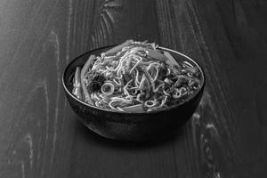 Veg Chilli Garlic Noodles