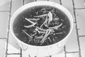 Veg hot and sour soup