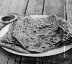 Paneer Mughlai Paratha
