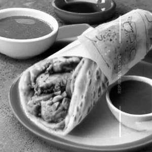 Double Egg Chicken Roll