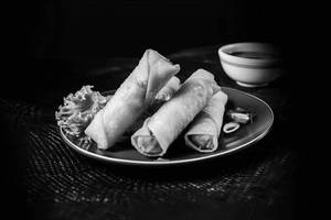 Veg Spring Roll [8 Pieces]