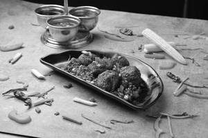 Manchurian Gravy [8 Pieces]