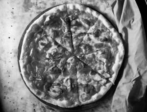 Pulled Hot Chicken Pizza