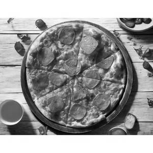 Classic Pepperoni Pizza