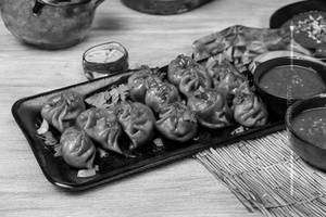 Chicken Hot Chilli Garlic Momos