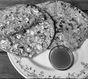 Desi ghee Paneer Paratha [2 Paratha]+ Butter + Pickle