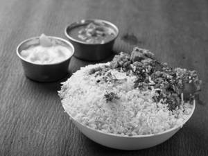 Malabar Chicken Dum Biryani (650 g) Dum Biriyani