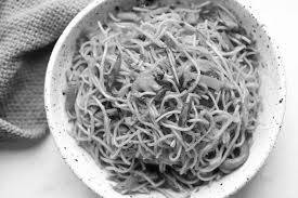 Veg chilli garlic noodles