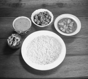 Mattar Paneer Thali