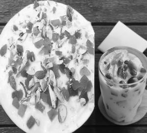 Custard Milk Fruit Falooda 