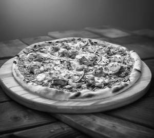 Peri Peri Chicken Pizza