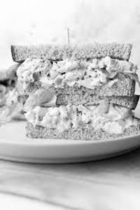 Mix salad chicken sandwich 