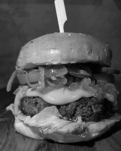 THE S&r CHEESE BURGER