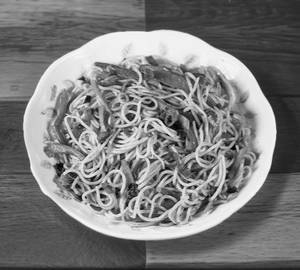 Veg hakka noddles