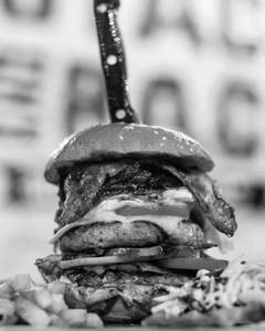 THE TRIPPLE Bi-pass BURGER