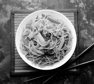 Veg Hakka Noodles