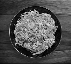 Veg schezwan noddles