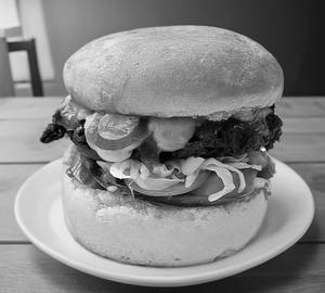 Classic chicken burger