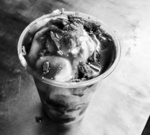 Brownie Vanilla Caramel Sundae 350 Ml