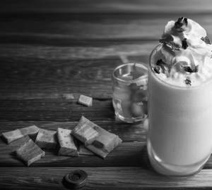 Rose Milk Shake with icecream