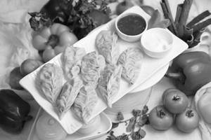 Veg Steamed Momos(8pcs)