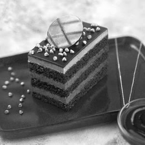 Decadent Chocolate Mousse - Veg - Pastry