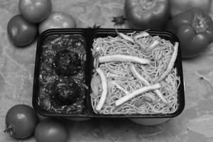 Veg Manchurian With Paneer Hakka Noodles