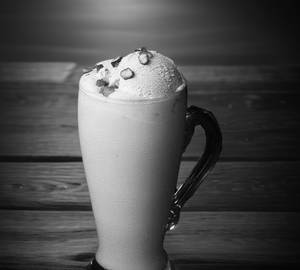 Pista Milk Shake with icecream