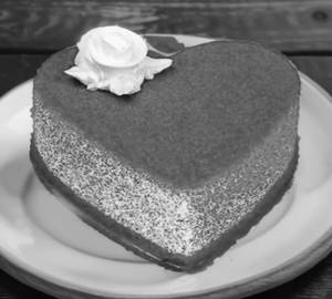 White Rose Red Heart Cake