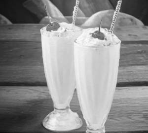 Venila Milk Shake with icecream cream
