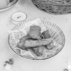 Fish Finger With Honey Mustard Dip