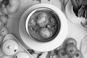 Egg Curry (2 Eggs)