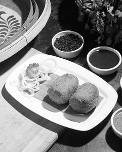 Bhetkir Phorashi Karigori(2 Pcs)