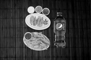 Simply Chicken Momos (fried) (6pc) + Salted Fries + Pepsi