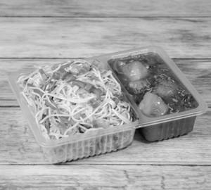 Veg Noodles & Chilli Paneer