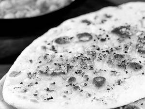 Cheese Garlic Naan