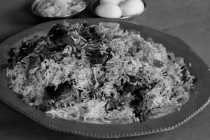 Murgh Ke Ghee Wala Masala Pulao