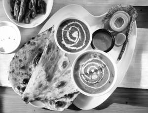 Paneer Makhni Platter