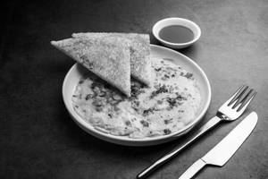 Masala Omelette With Bread