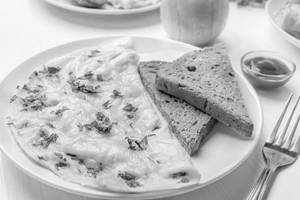 Cheese Omelette With Bread